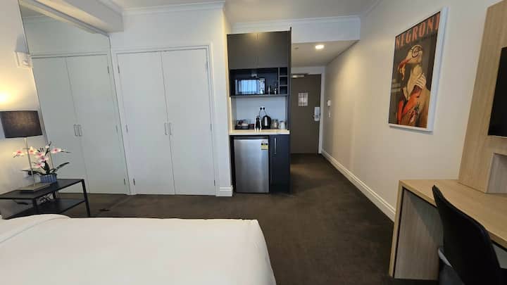 Lux Central City Studio: Aircon/pool/gym/queen St - Auckland