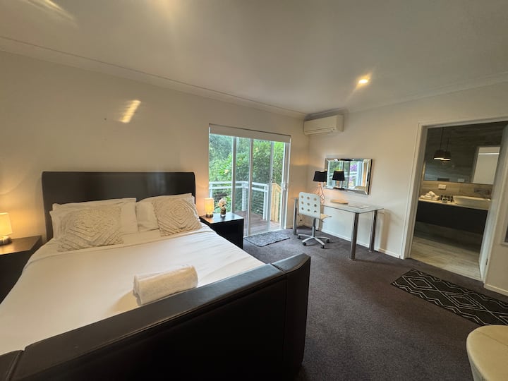 Escape To Your Private Studio Sanctuary. - Sawtell