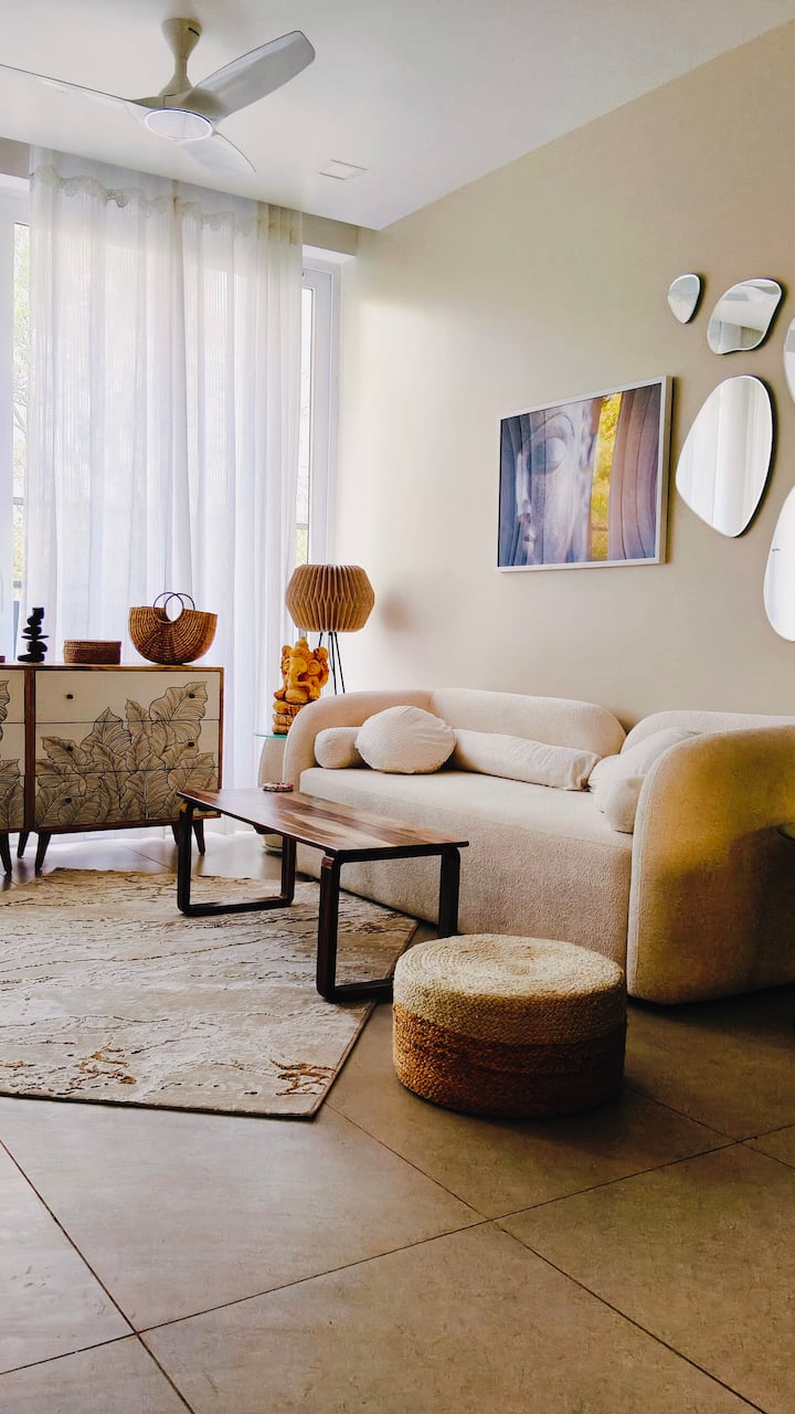 Living room image 1