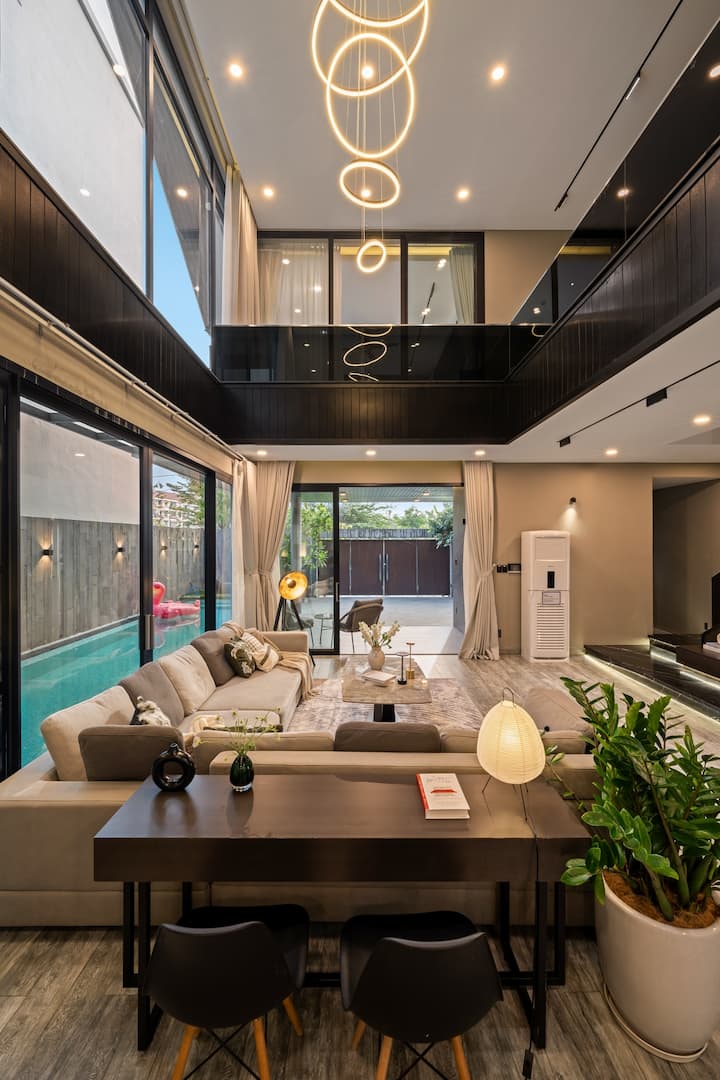 Luxury 5br Smart Villa 500m To Son Tra Beach Sauna - Vietnam