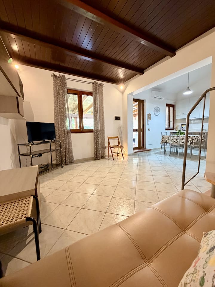 Excellent Location Close To The Sea And Cefalù. - Campofelice di Roccella