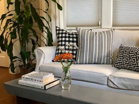 Popular Airbnb listing: HOME WHEN YOU CAN'T BE HOME in Chatham Kent