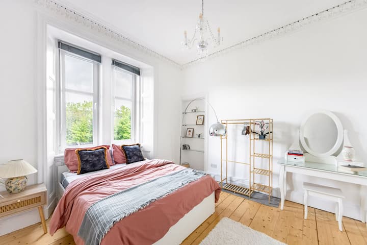Cosy 2br - Easy Access To City Centre- Canal Walks - Edynburg