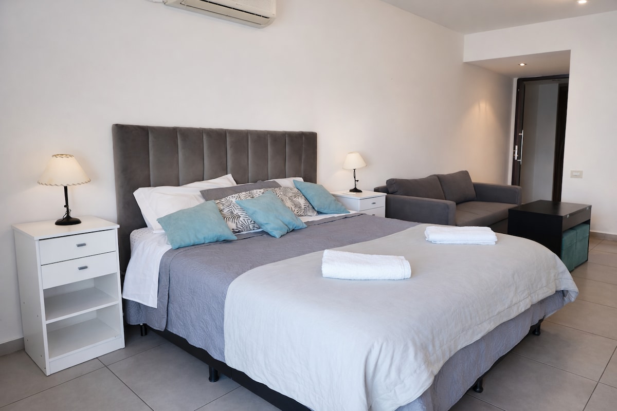 Monoambiente en Palermo con jacuzzi y parrilla