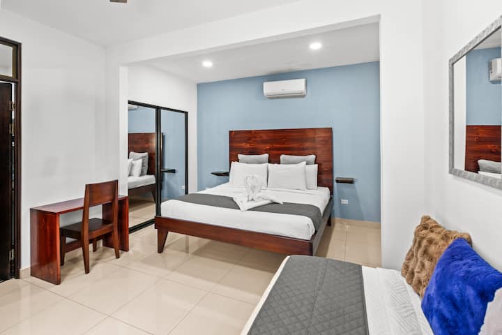 Dormitorio n.º 2: 1 cama king size + 1 cama individual
