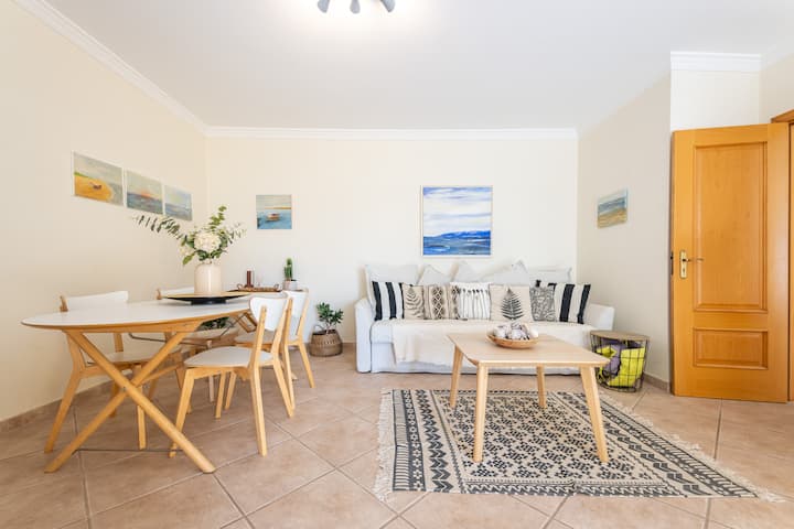 Apartamento T1 Moderno E Charmoso Em Santa Luzia - Santa Luzia