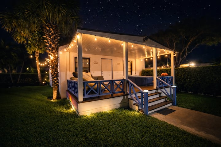 7 Private Units | Perfect For Groups & Events - Miami Lakes, FL