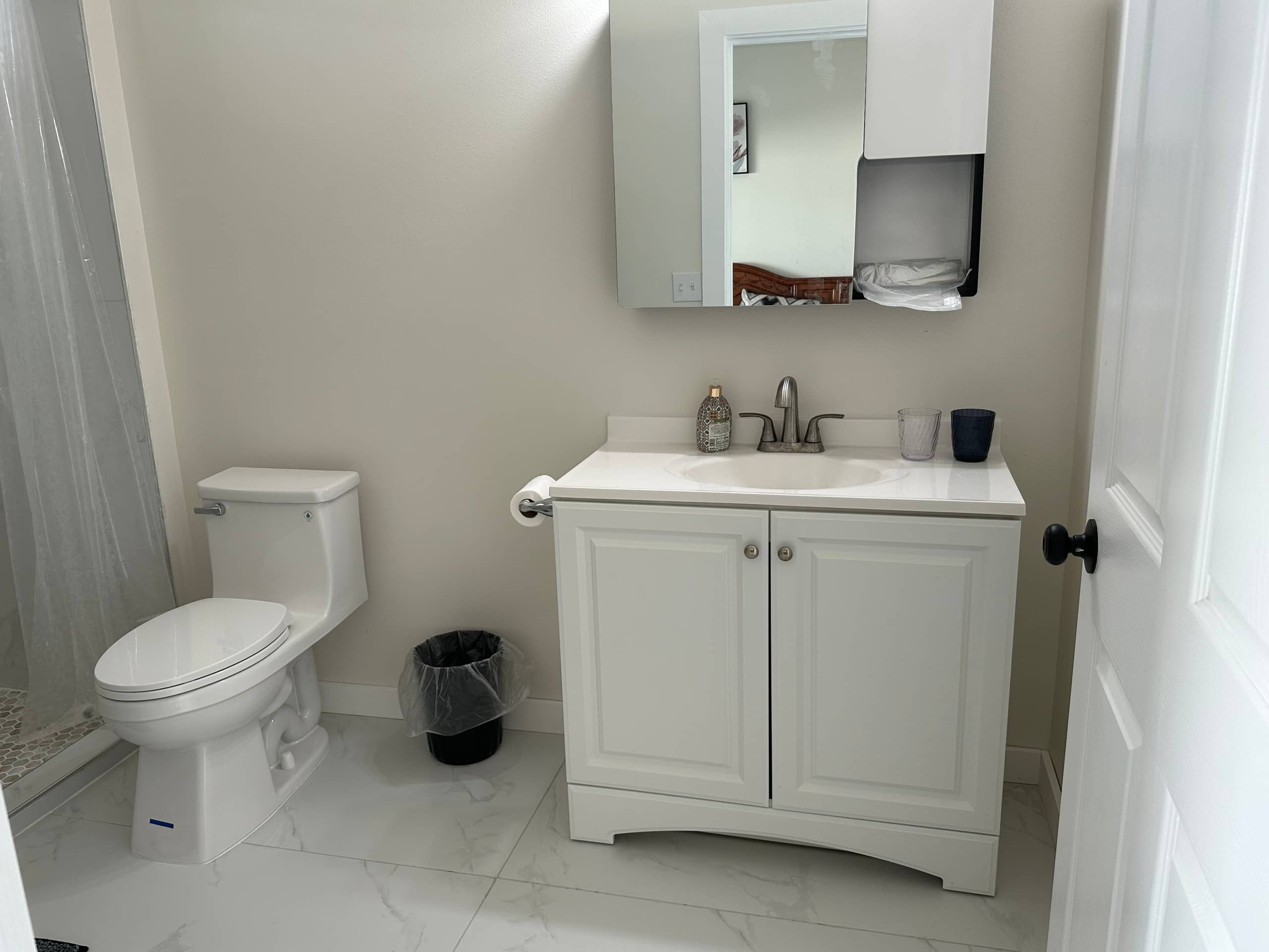 Home in Hilo · ★5.0 · 4 bedrooms · 4 beds · 4 private baths - Image 32