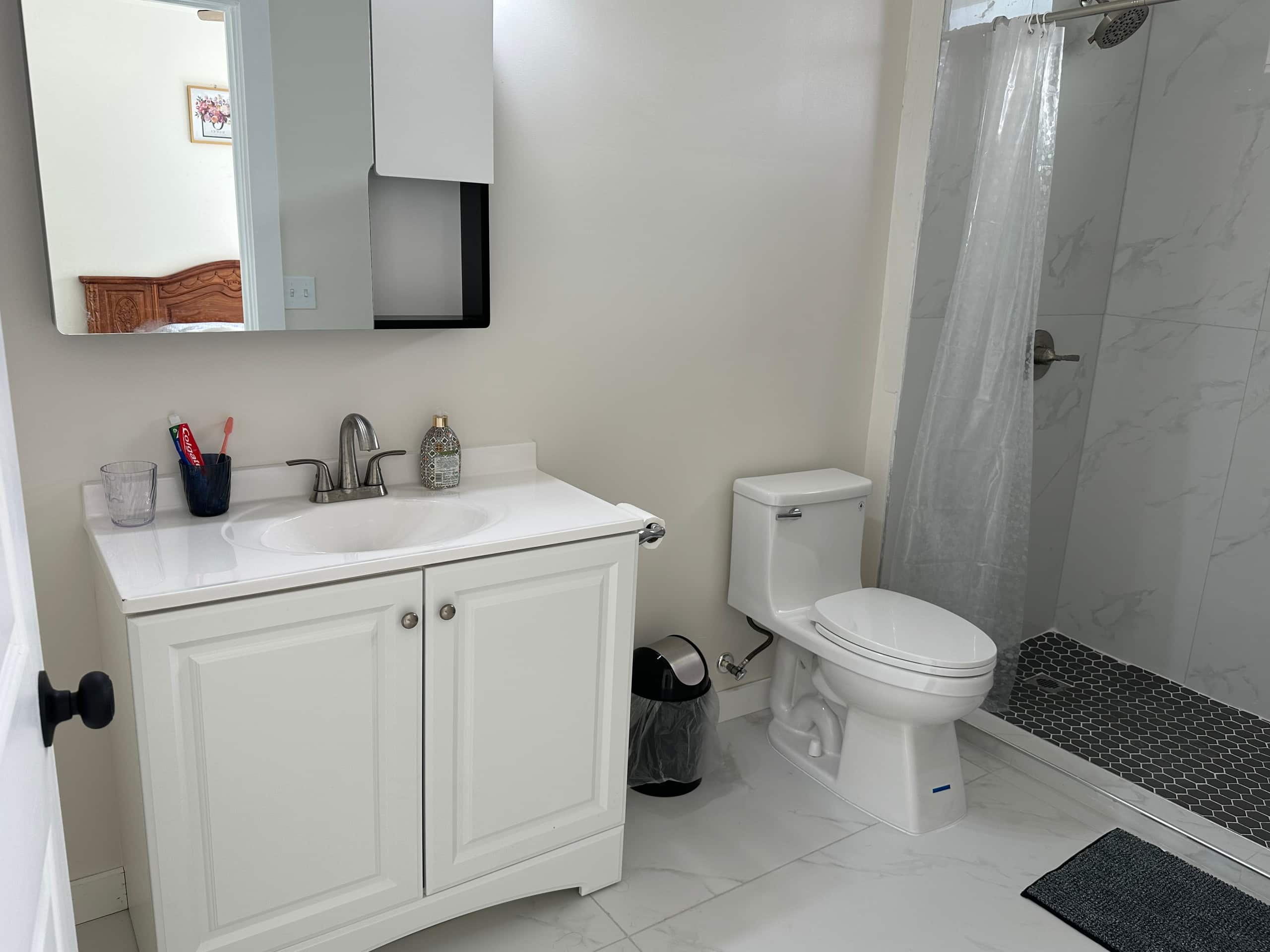 Home in Hilo · ★5.0 · 4 bedrooms · 4 beds · 4 private baths - Image 37