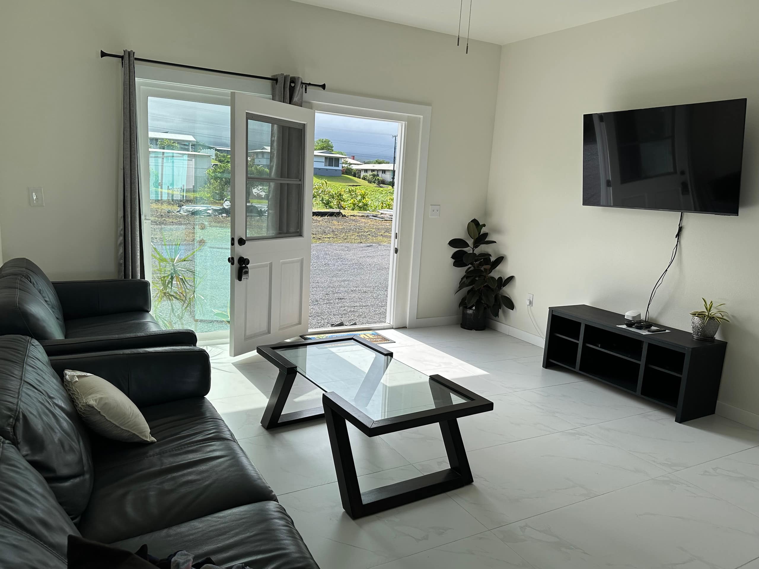 Home in Hilo · ★5.0 · 4 bedrooms · 4 beds · 4 private baths - Image 38