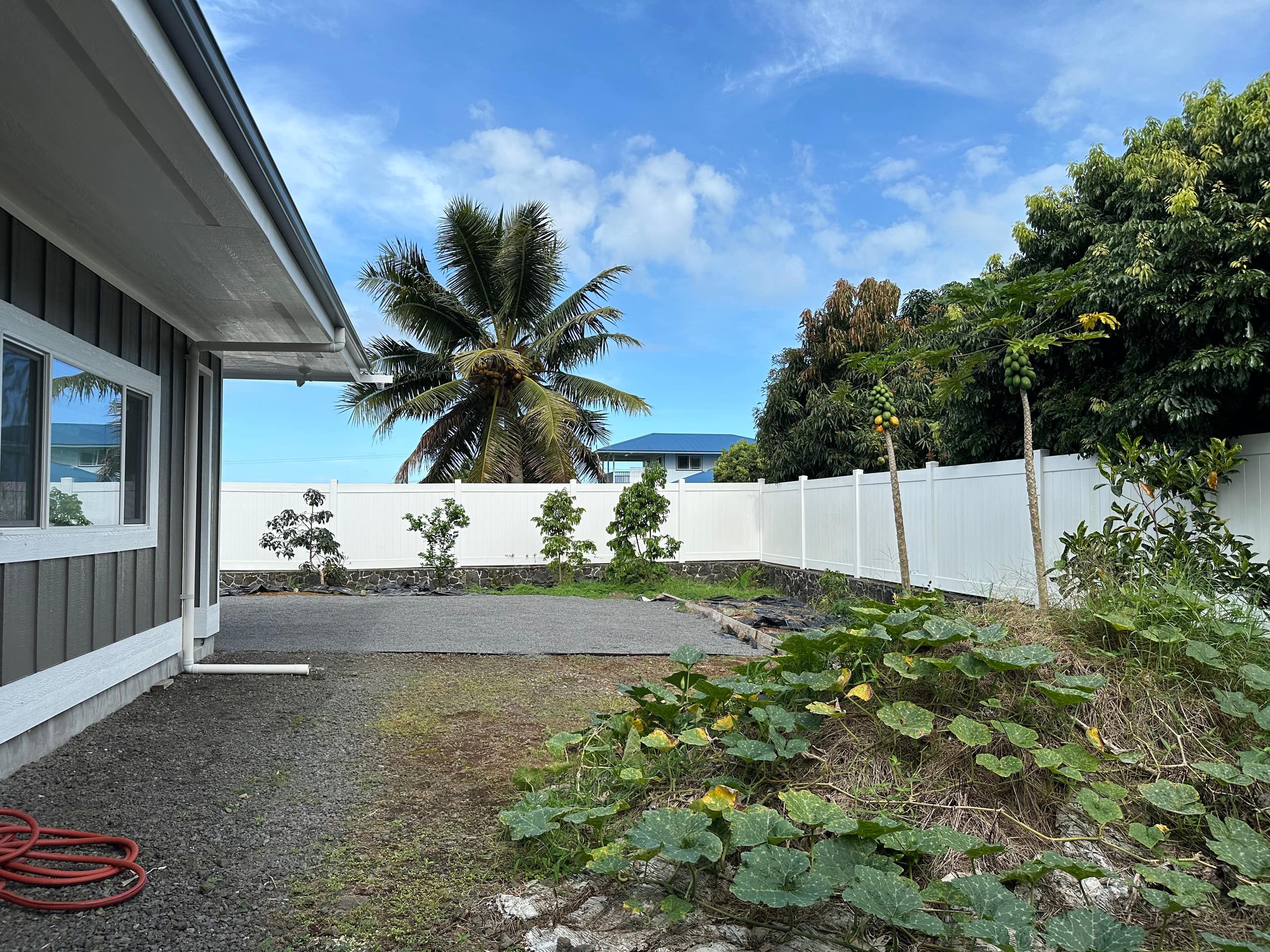 Home in Hilo · ★5.0 · 4 bedrooms · 4 beds · 4 private baths - Image 30