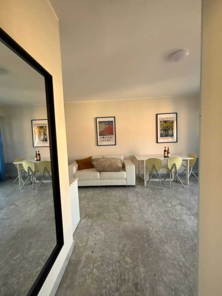 T2, Terrasse Ensoleillée+garage, 5 Min Gare Plage - 芒通