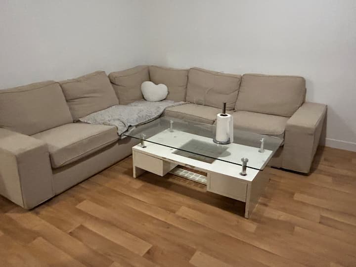 Appartement Chaleureux à Plein Centre-ville - Linas
