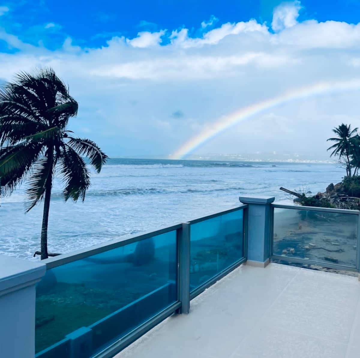 Blue Horizon Villa rainbow ocean view