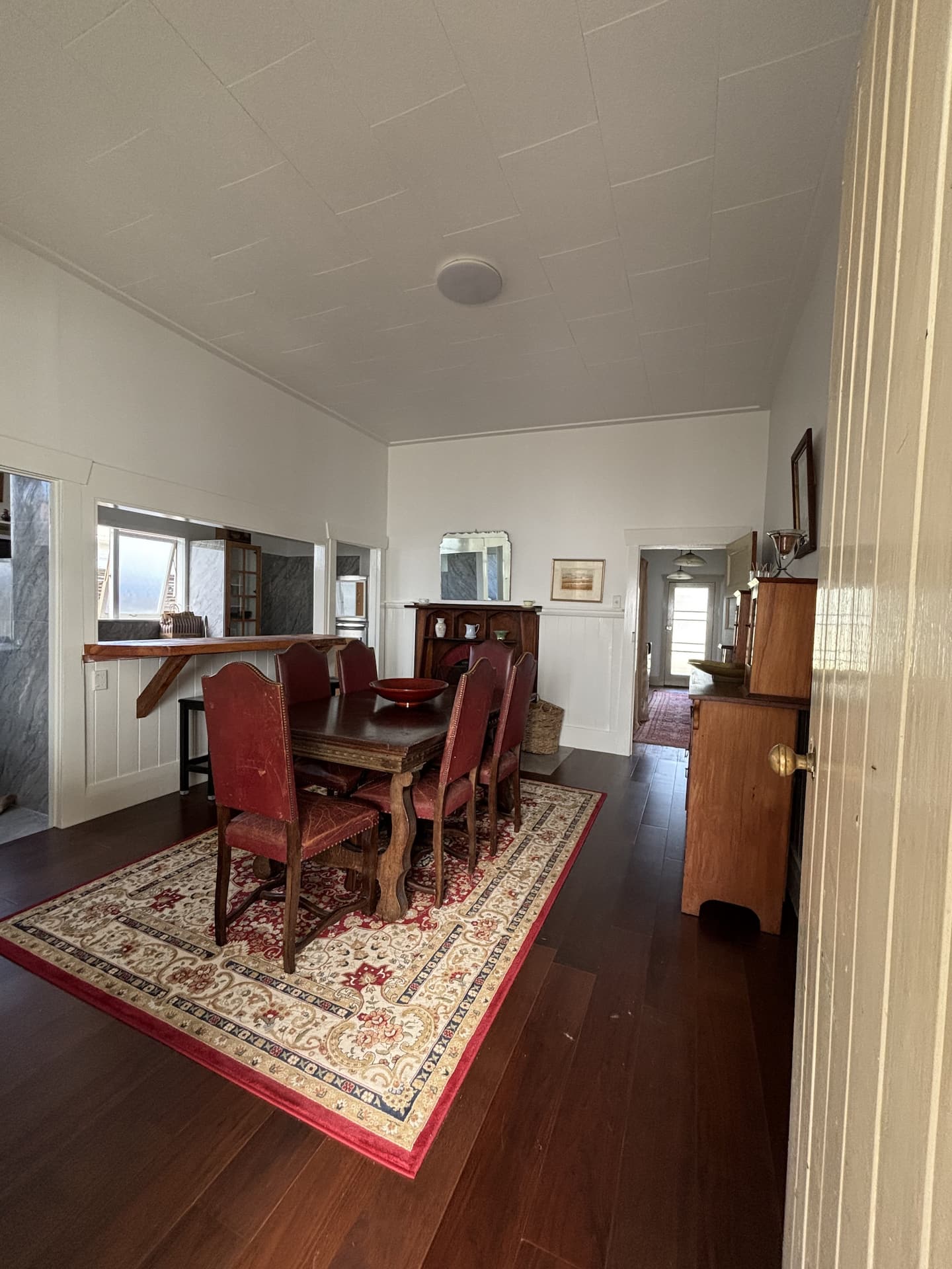 Timeless Villa On Parore 4