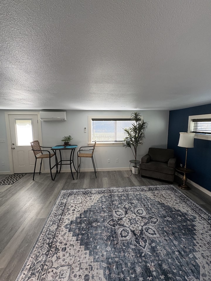 Sweet South Eugene Studio - Eugene, OR