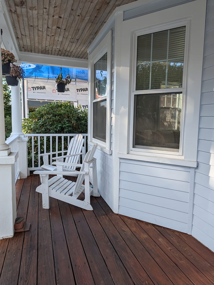 Big Newport House: Folk Fest & Jazz Fest Available - 뉴포트