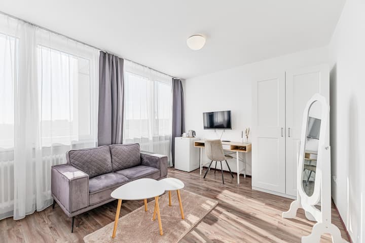 Atelier Guesthouse - Gemütliches Doppelzimmer (Z6) - Filderstadt