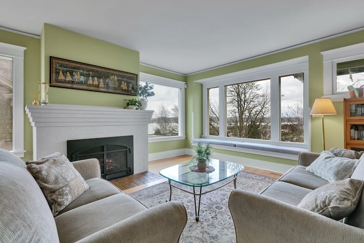 Classic Bay View Charmer - Tacoma, WA