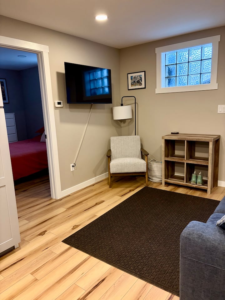Sweet Modern Midtown 2br Near Airport/downtown - 安克雷奇