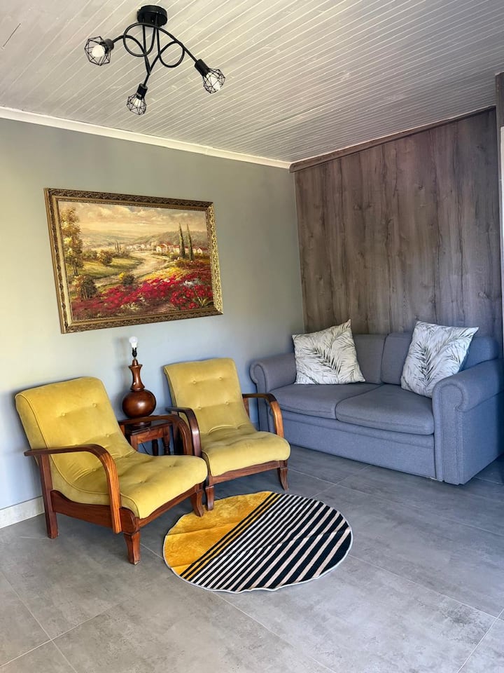 Seaside Serenity
Apartment In Scottburgh Kzn - Umkomaas