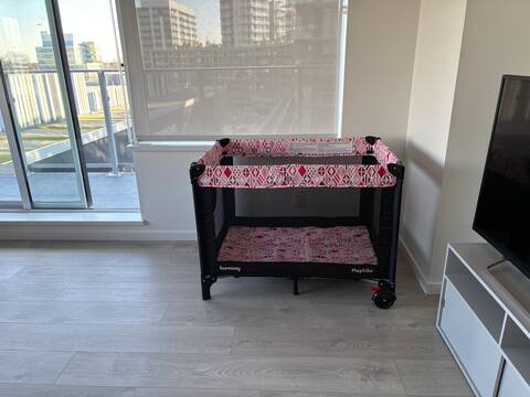 Popular Airbnb listing: Near Center brand new 2B2B apartment with Gym in City Centre