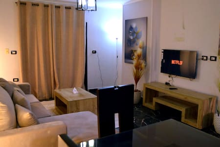 شقة فندقية مميزة قرب الأهرامات