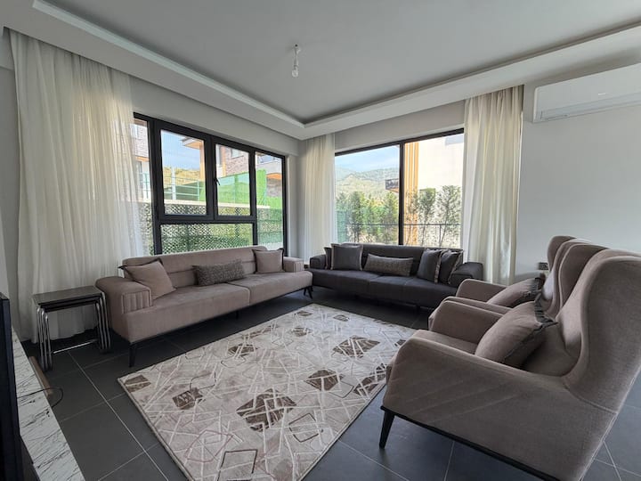 Villa Orman
Doğanın Kalbinde ÖZel Havuzlu  Villa - Dalaman