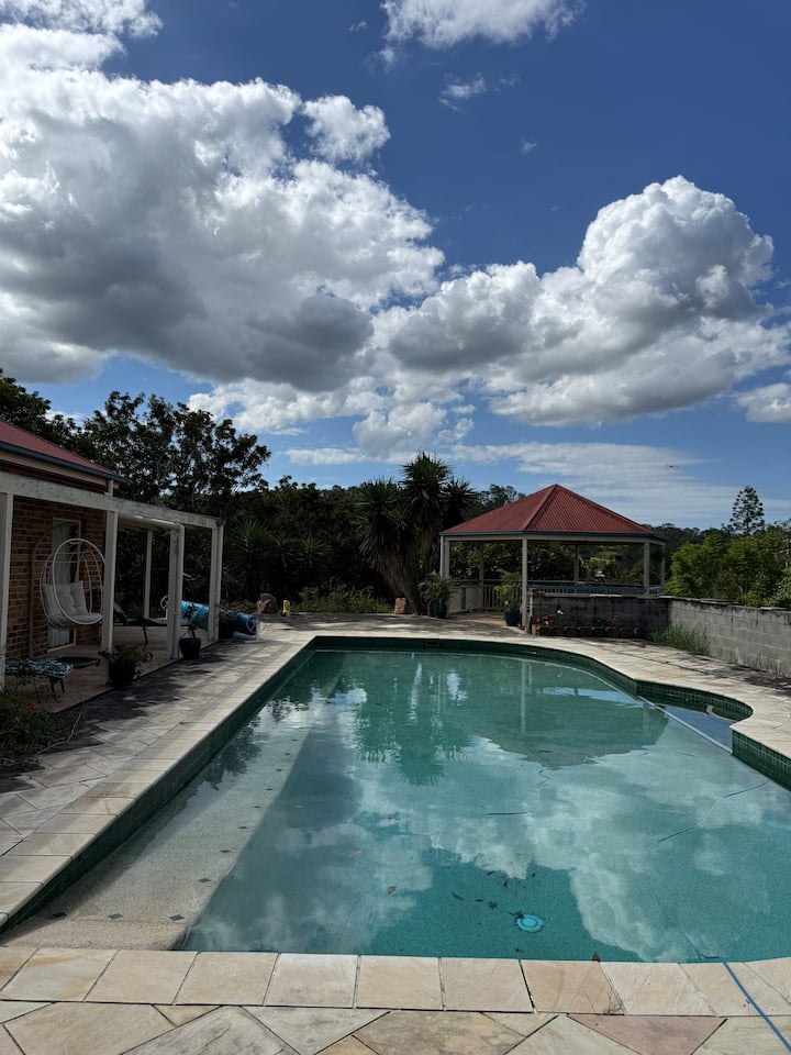 "Hill View" Homestead 2 Bedrooms 35 Mins From Bris - Brisbane