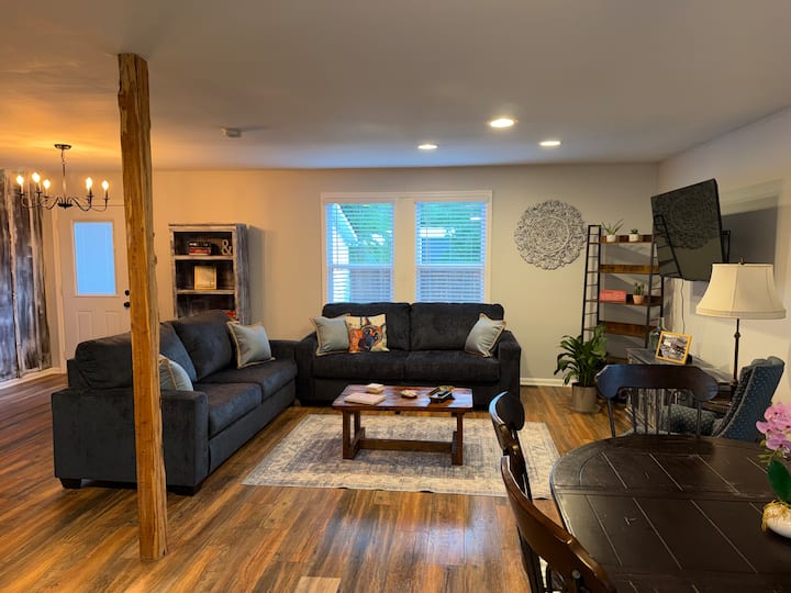 Whitehorse Cottage - Easley, SC