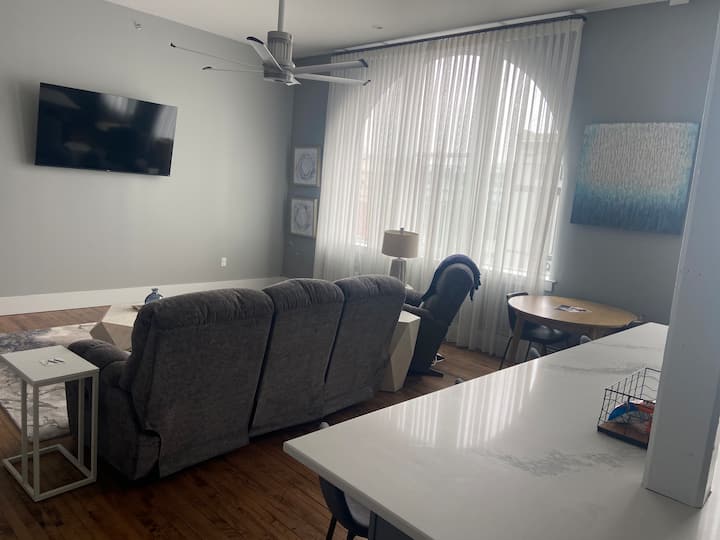 Apt303 Two Bedroom At The W - Paducah, KY