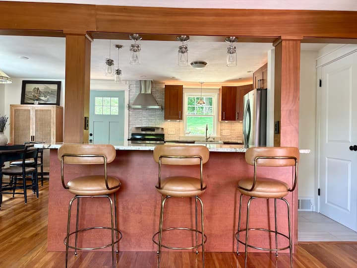 North Shore Gem | Coastal Charm + Boston Access - Beverly