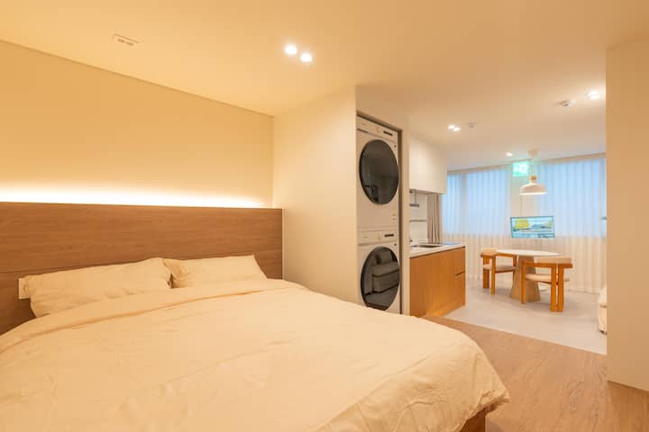 [Sorak Stay Room #2] 종로 3가역 도보 1분 - Seoul