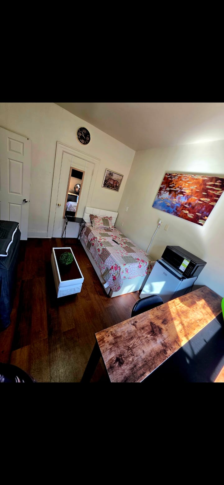 Espacio Renovado Acogedor Céntrico Y Económico - Paterson, NJ