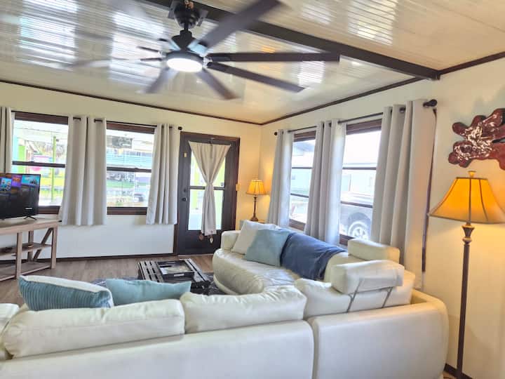 Fishin Chips Cottage - Lake Okeechobee, FL