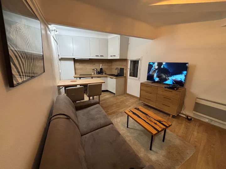 Logement Cosy, Bien Situé, Confortable Et éQuipé - Aubagne