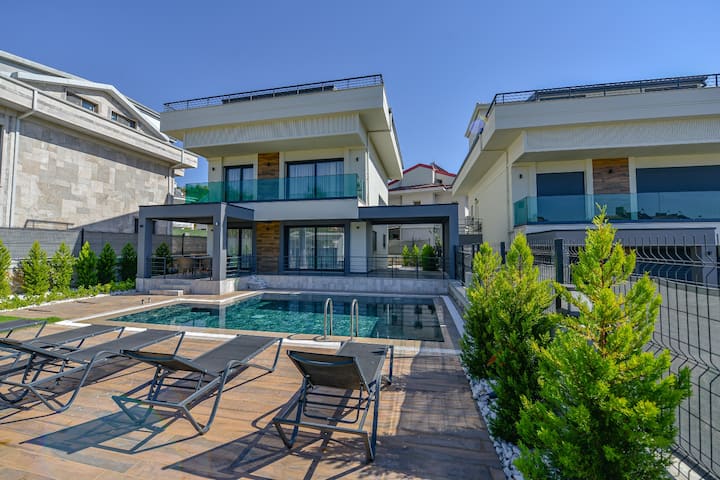 Tatil Villası, Açık Ve Kapalı Havuz+ Sauna - Fethiye