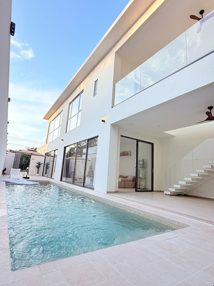 Blue House G1 - Pattaya