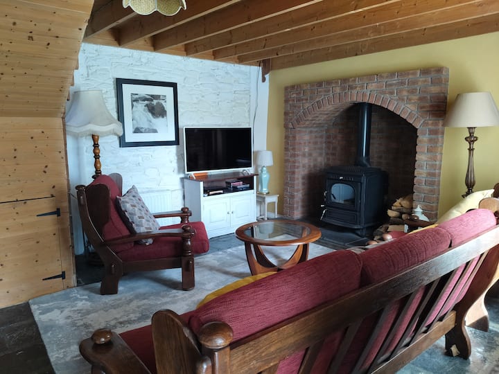 Teach Feirme
 3 Bed House In Dundeady West Cork - Clonakilty
