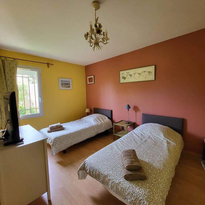 საძინებელი 2