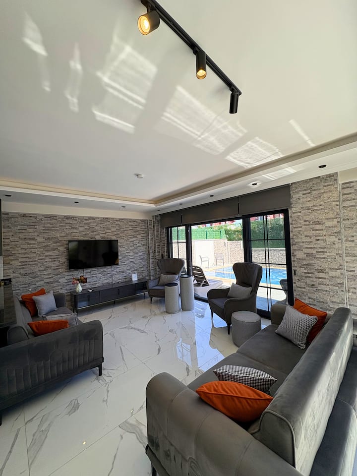 Villa With Heated Pool And Jacuzzi Belek Antalya - Turquía