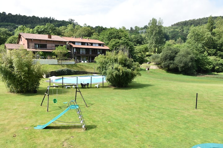 Apartamiento Con Jardín Y Piscina 8 Plazas - San Vicente de la Barquera
