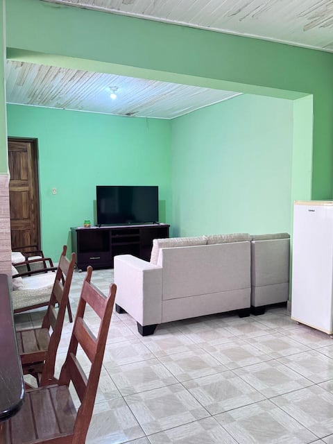 Top Airbnb: Regi's House em Goiás