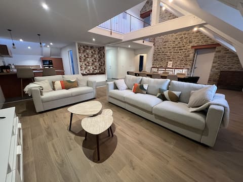 Propriété Airbnb réussie: La Fruiterie – Duplex Apartment – Downtown à Dinan