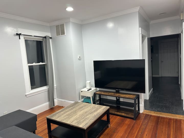 3br W/central Ac, Parking, Near T & Assembly Sq - Cambridge, MA