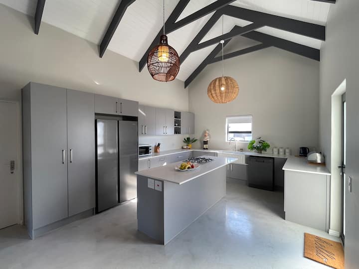 Spiderlilly Stay - Langebaan