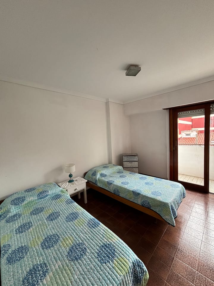 საძინებელი 1