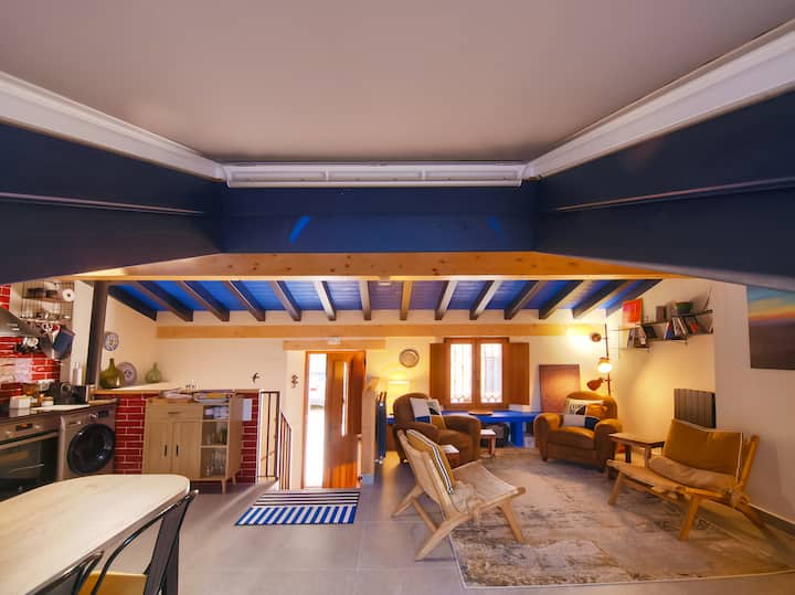 Casa Candonga. Apartamento De Arriba - Frías, España