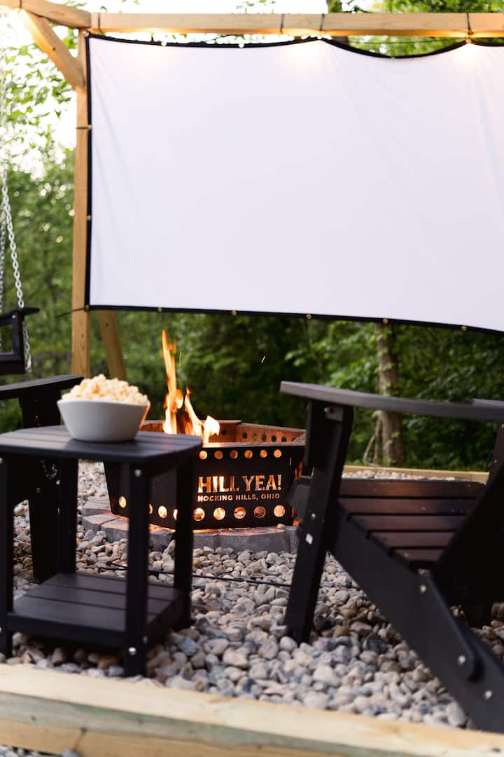 Hill Yea! Deck Fireplace + Hot Tub + Dog Run + Ev - New Plymouth, OH
