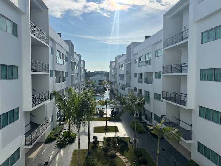 Cozy 3.5 Bedroom Apt W/pool At Menglait, Gadong - Bandar Seri Begawan